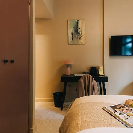 Omega Hotel