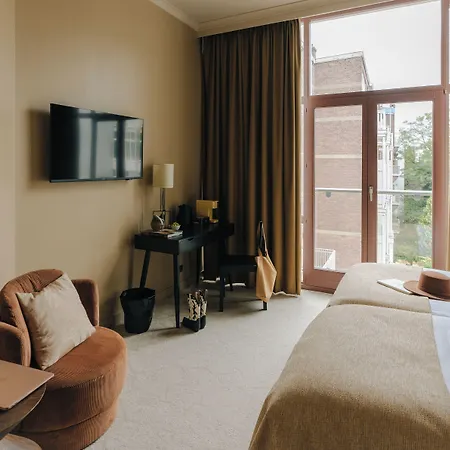 Omega Hotel 3*